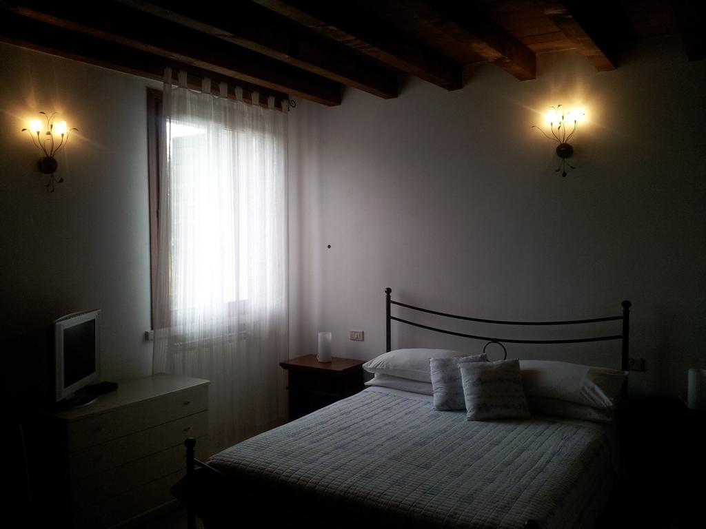 Bb Parco Del Mincio Bed & Breakfast Virgilio Ngoại thất bức ảnh